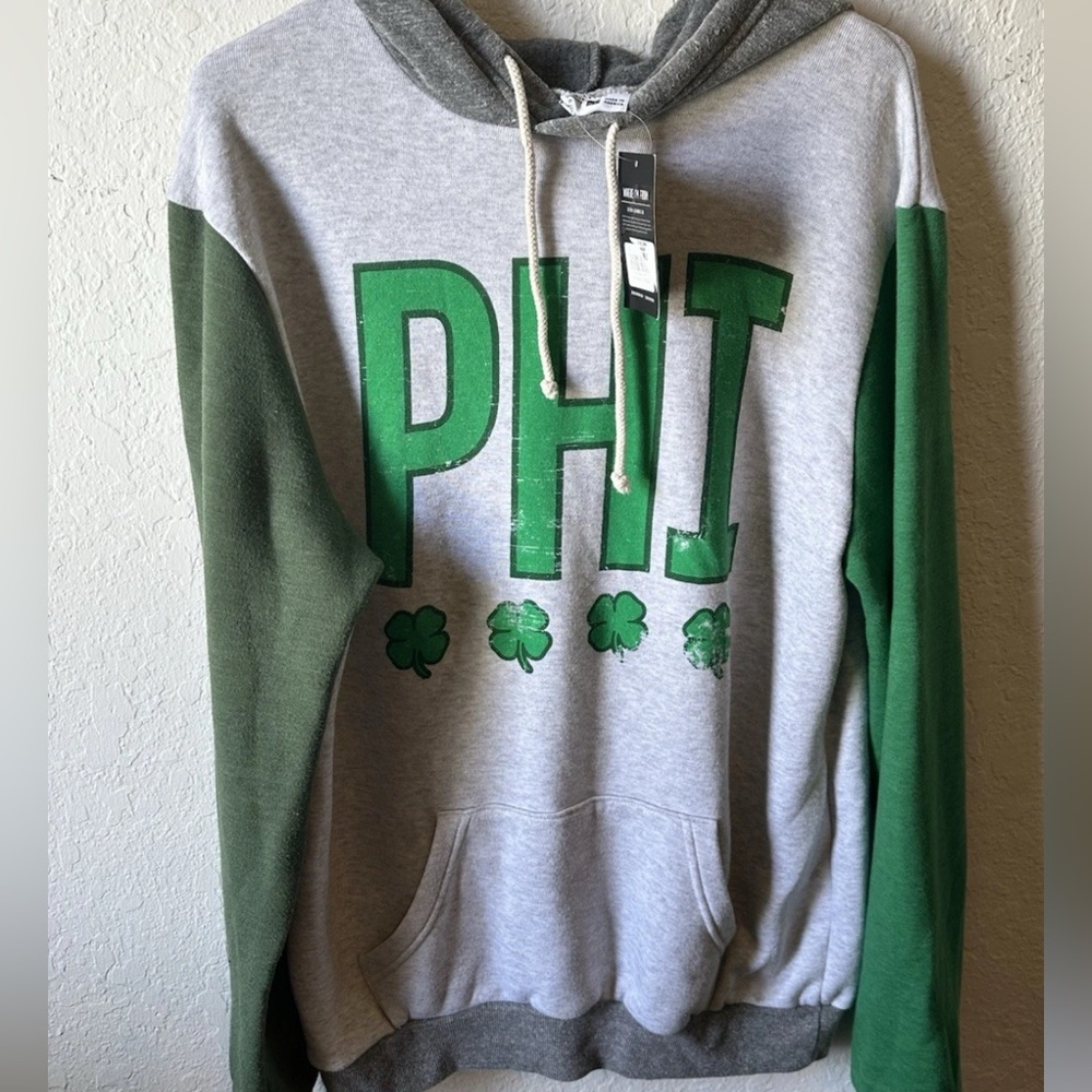 Men’s Large Philadelphia Eagles WHERE IM FROM Retro Pullover Hoodie NWT 🦅